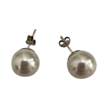 Pearl stud earrings