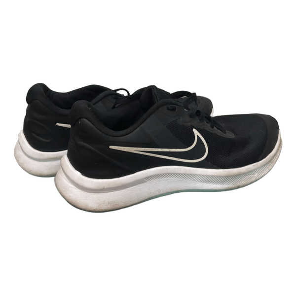 Nike black sports shoes