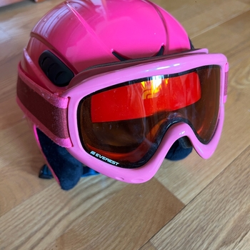 Pink ski helmet
