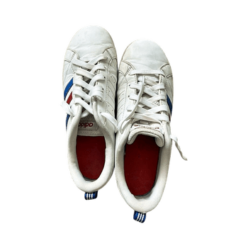 Valkoiset adidas tennarit