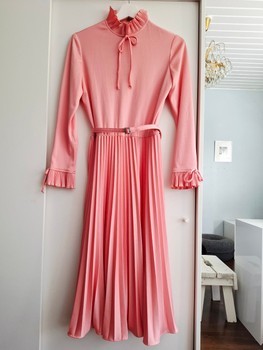 British vintage pleated pink midi dress