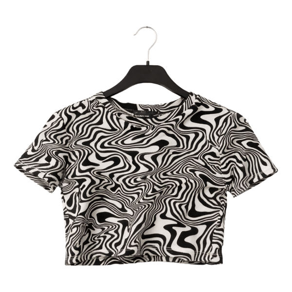 Black and white patterned top