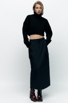 Loose rise cargo skirt