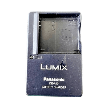 Panasonic laturi