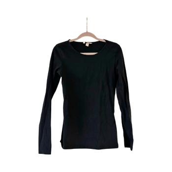 Musta pitkähihainen trikoopaita / S