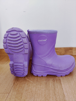 Lined rubber boots