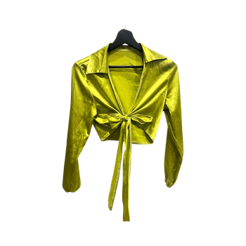 Vihreä kiinnitettävä paita