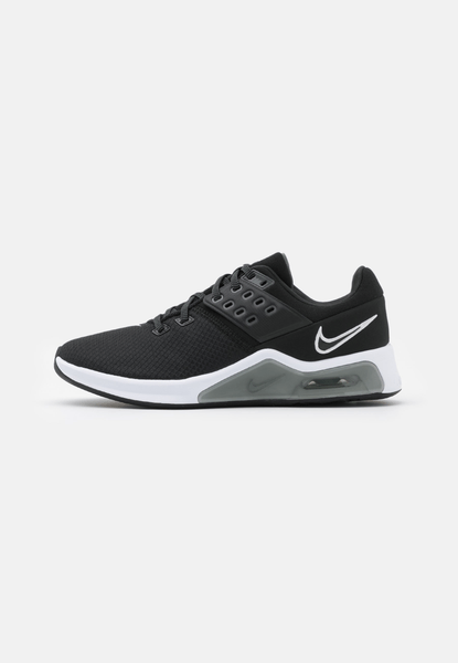 Performance training shoes