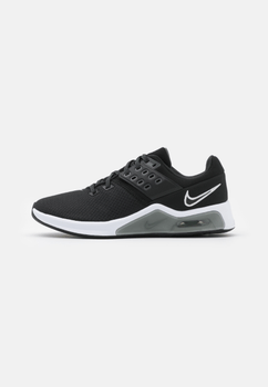 Performance training shoes