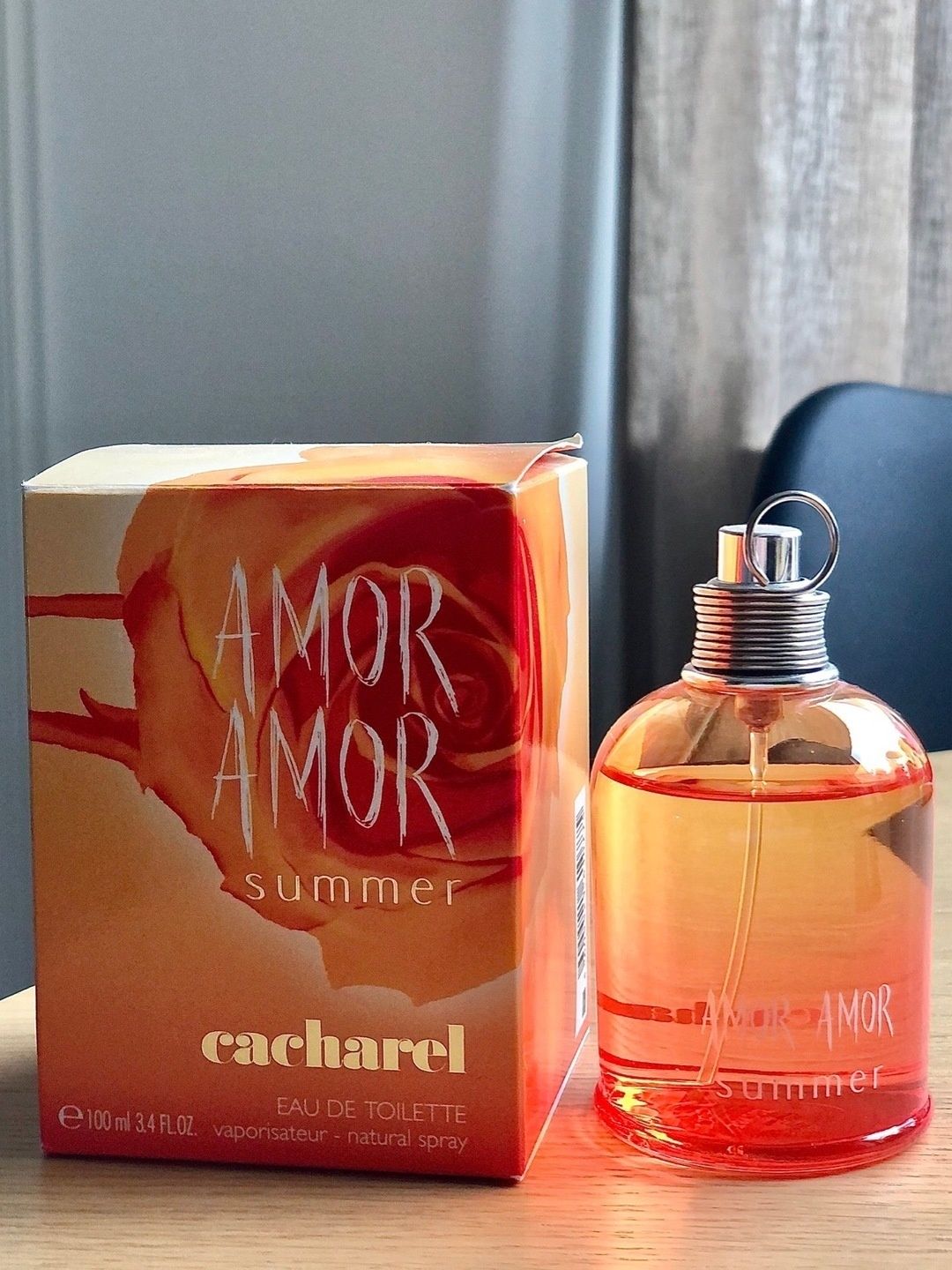 Cacharel beauty product