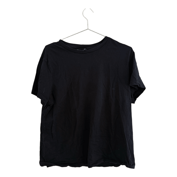 Sort t shirt