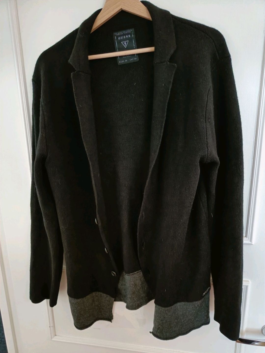 Guess cardigan