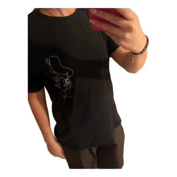 Sort t-shirt med print
