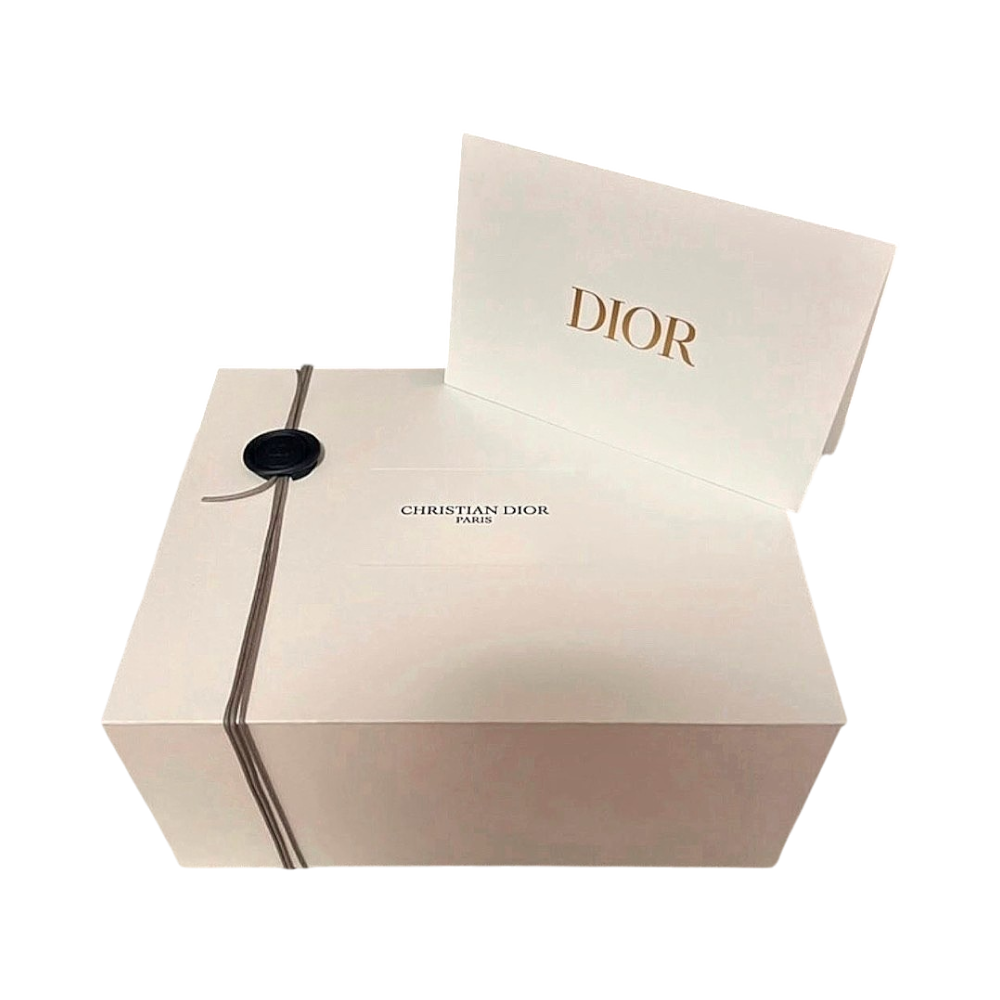 Dior iso lahjalaatikko ,naru ja kortti,  26x22x11,5cm