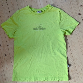 Helly Hansen ja sweet sktbs t-paita