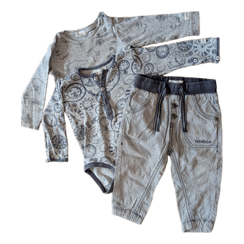 Newbie baby clothing set