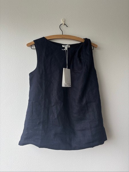 Navy blue linen top
