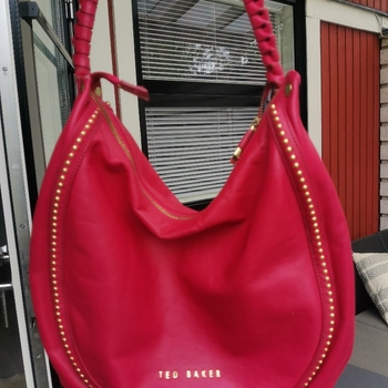 Pinkki nahkainen hobo-laukku