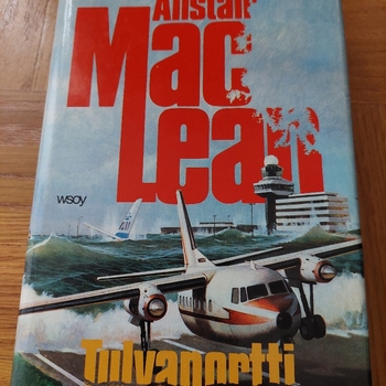 Alistair MacLean; Tulvaportti