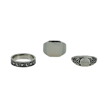 Silver coloured rings