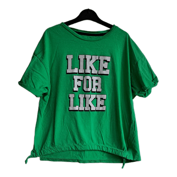 Green graphic t-shirt