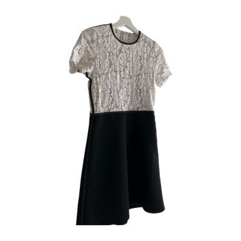 Muotikuu dress