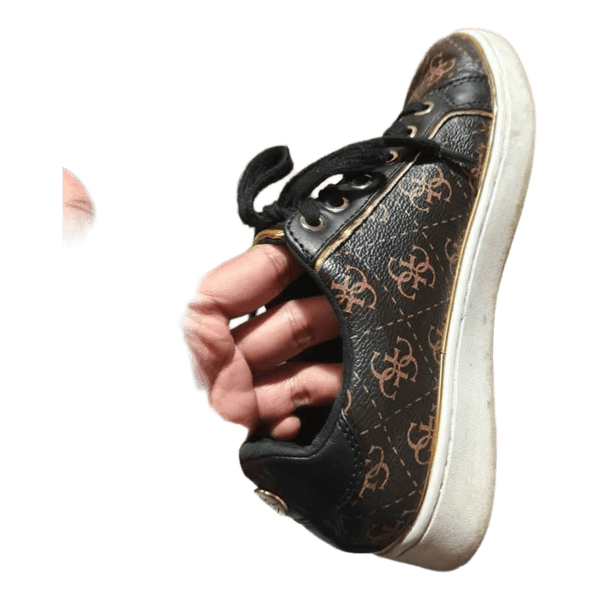 Guess 4G Logo - Tennarit / Sneakers (Size 36)
