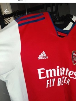 Arsenal jalkapallopaita