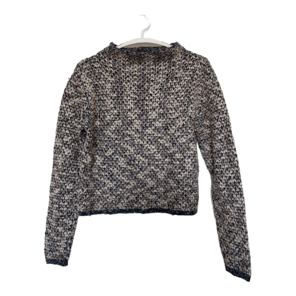 knit sweater