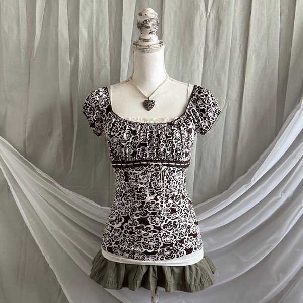 Brown vintage made in usa floral print top