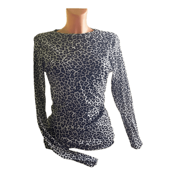 Grey leopard print top