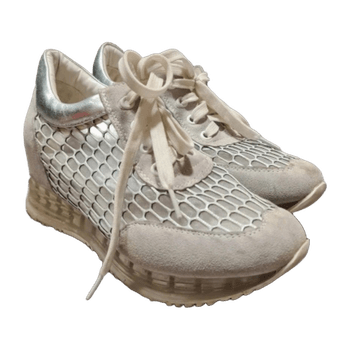 Sowhat shoes