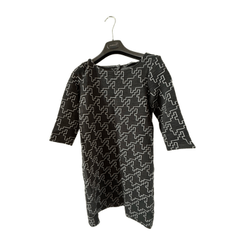 Mustavalkoinen tunika/mekko