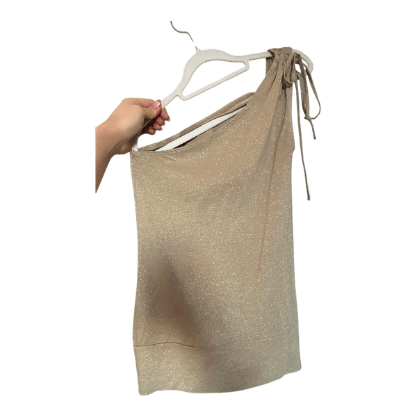 One shoulder toppi