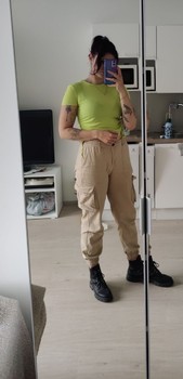 Beiget housut