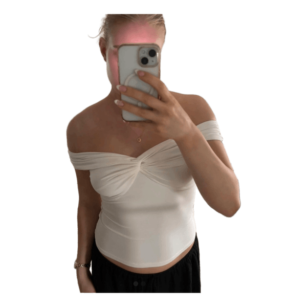 Valkoinen off-shoulder toppi