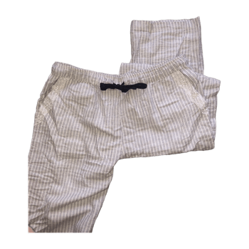 Change pyjamahousut