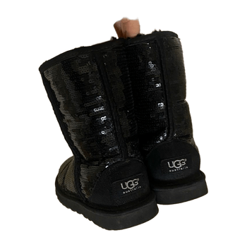 Ugg shoes