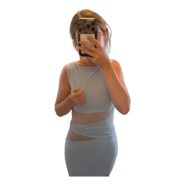 Lyseblå minikjole med blonder