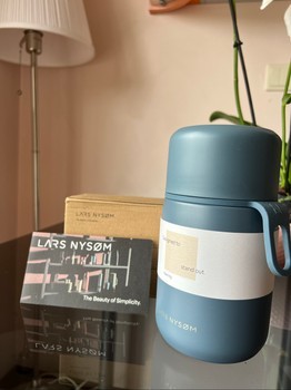 Lars Nysøm food container