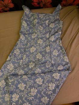 Floral sleeveless midi dress
