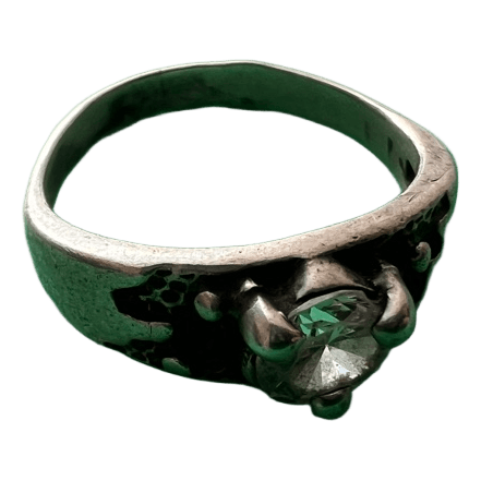 Silver ring with stone 925