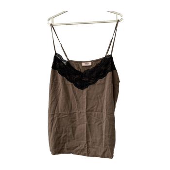 Only carmacoma top