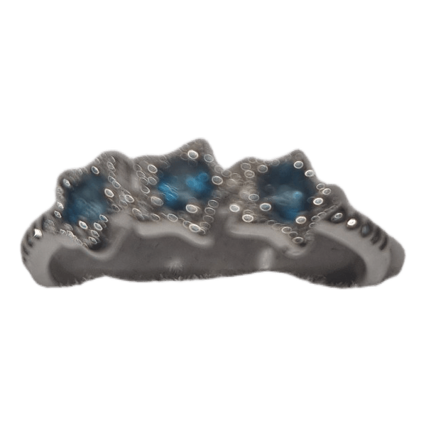 Topaasi sormus
