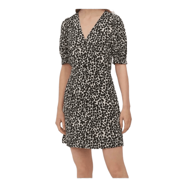 Black and white patterned dress
