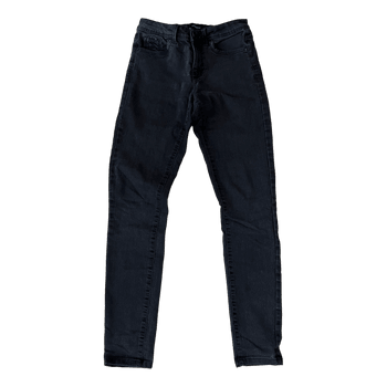 Mustat kapeat farkut