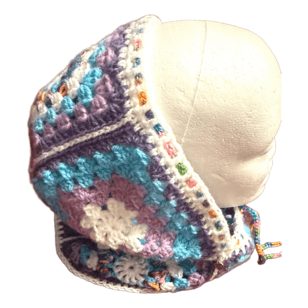 Virkattu huppu/ balaclava