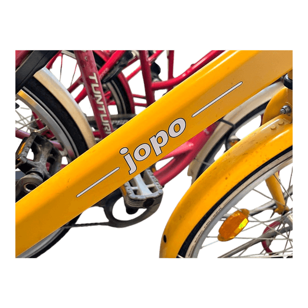 Keltainen jopo