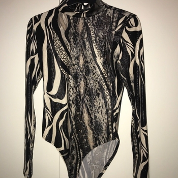 Fashion nova blouse