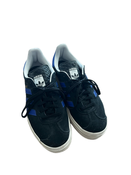 Adidas tennarit